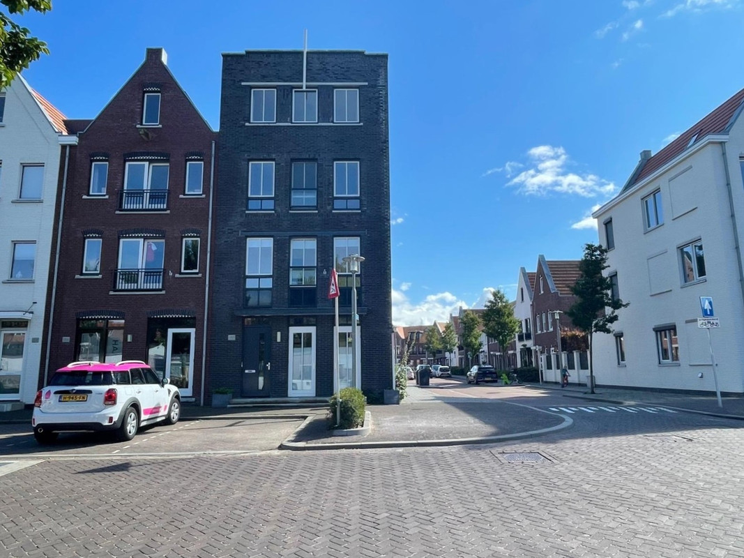 Hoekwoning te huur: Prins Hendrikkade 183, Katwijk (Zh)