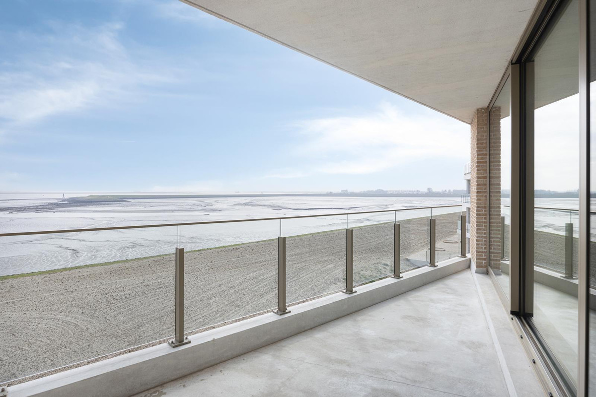 Appartement te koop: Veerdijk 100, Walsoorden