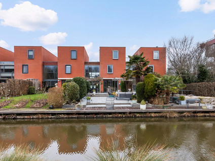 Tussenwoning te koop: Burg Van Heugtenlaan 55, Esse Laag Nieuwerkerk A/D Ijssel