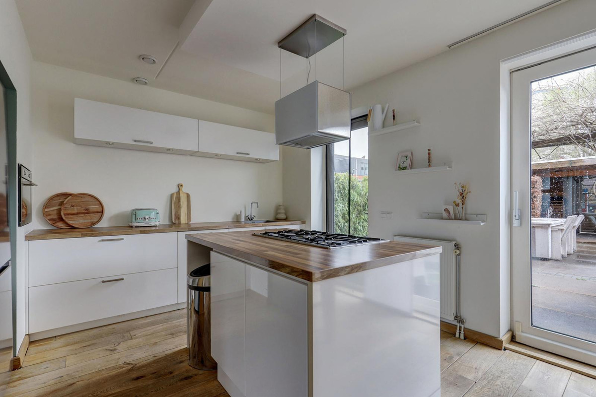 Tussenwoning te koop: Zuiderhagen 12, Rotterdam