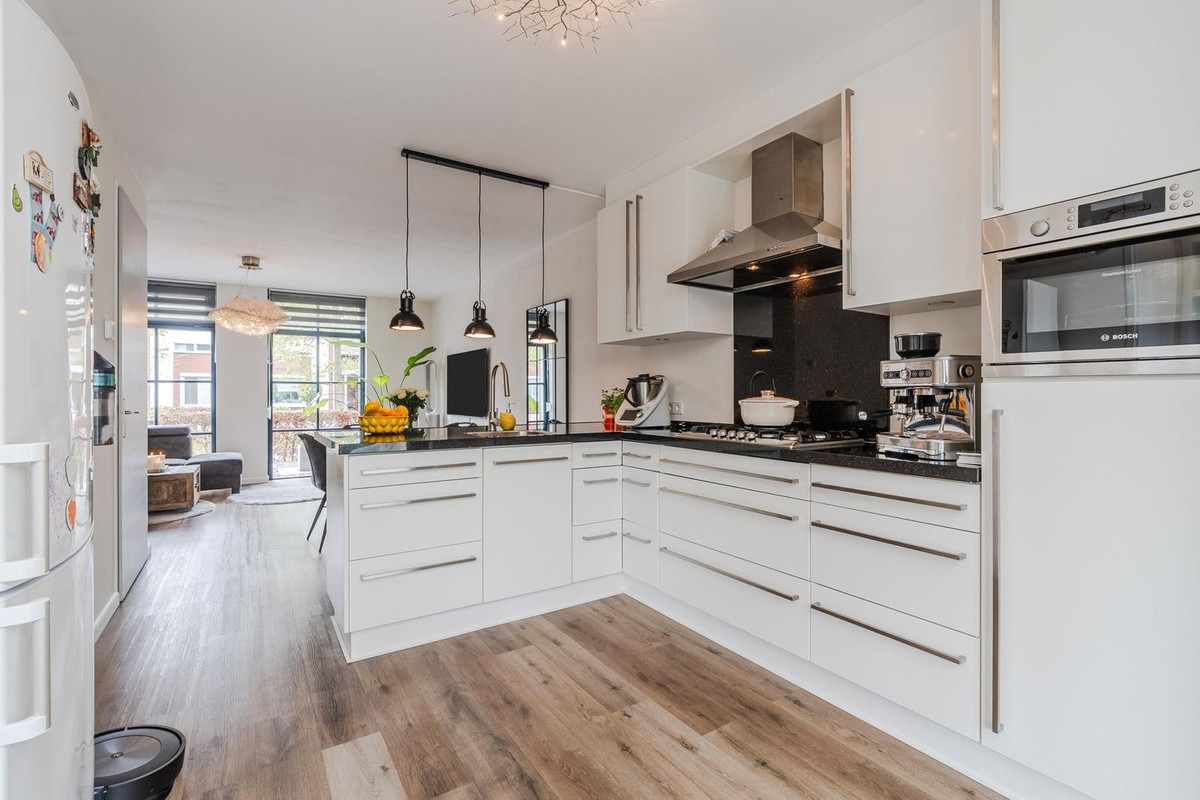 Hoekwoning te koop: Teunisbloem 20, Gemert