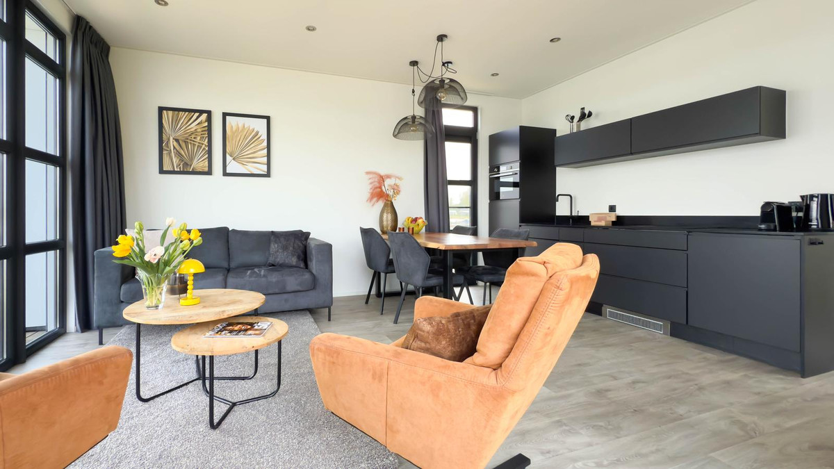 Vrijstaande woning te koop: Rijnbandijk 36-84, Maurik
