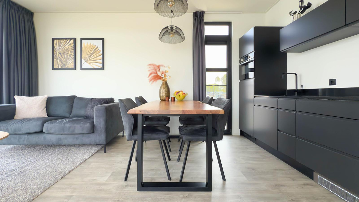Vrijstaande woning te koop: Rijnbandijk 36-84, Maurik