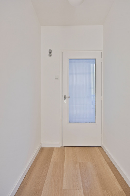 Tussenwoning te koop: Dennekruid 212, Rotterdam