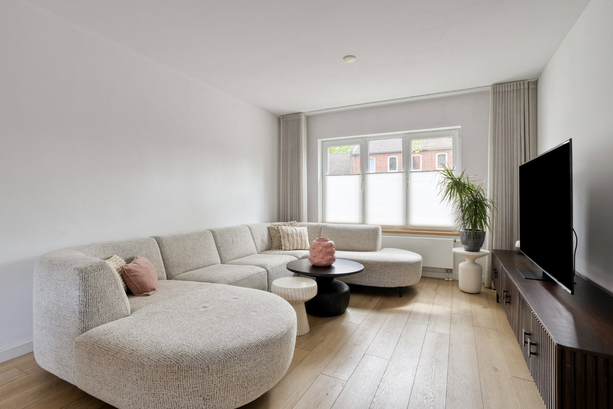 Tussenwoning te koop: Van Alphenstraat 4, Heerlen
