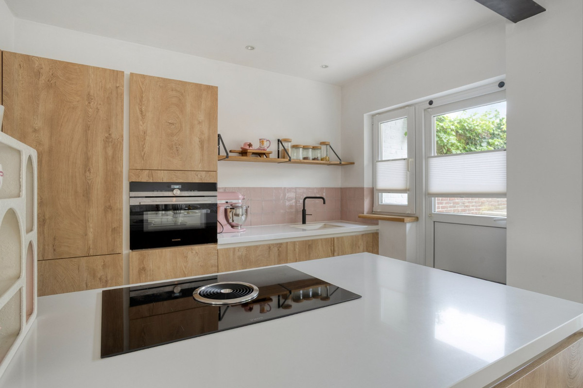 Tussenwoning te koop: Van Alphenstraat 4, Heerlen