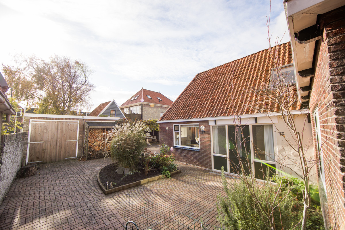 Vrijstaande woning te koop: Slotmakersstraat 13, Makkum
