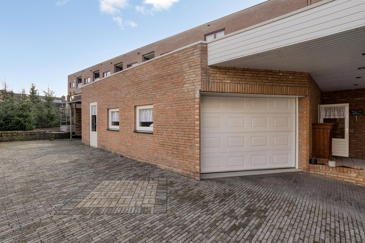 Tussenwoning te koop: Dorpstraat 107, Maastricht
