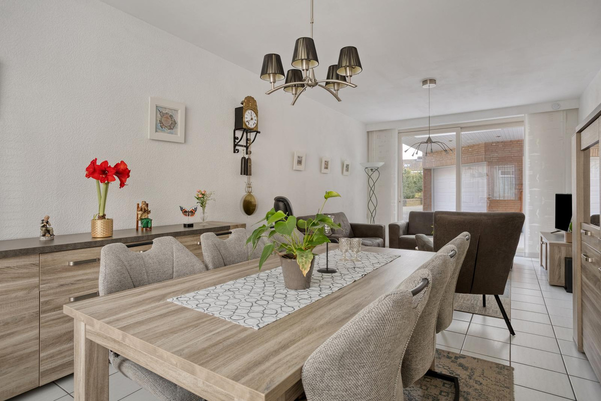 Tussenwoning te koop: Dorpstraat 107, Maastricht