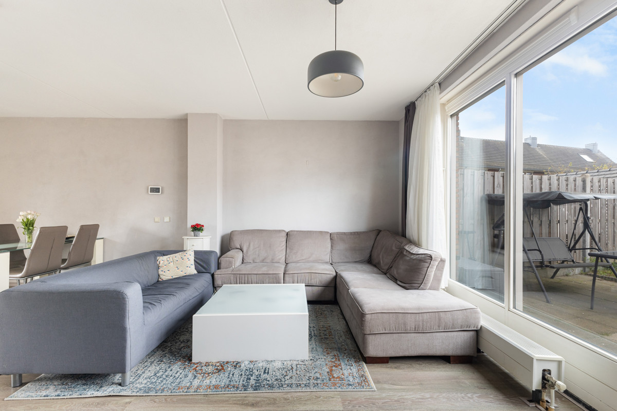 Tussenwoning te koop: Jacob Marisstraat 73, Dordrecht