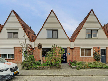 Middelgat 37
