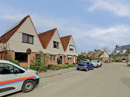 Middelgat 37