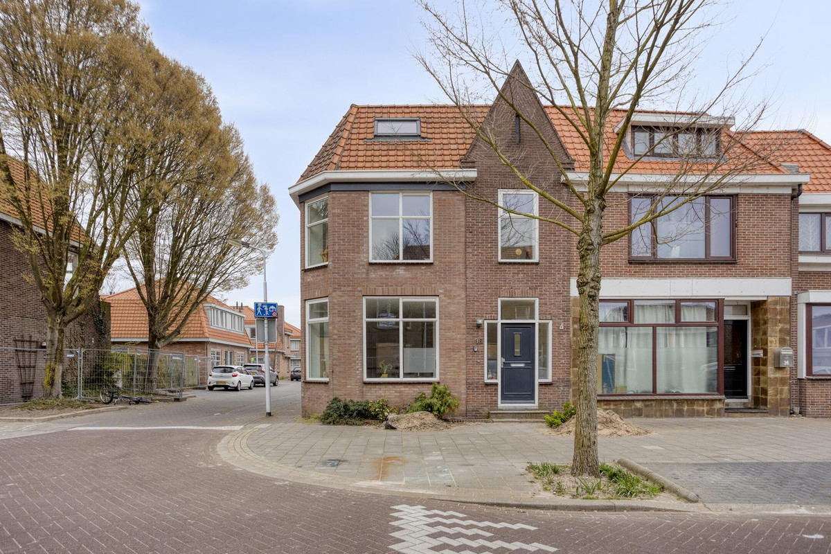 Appartement te koop: Rosmolenstraat 36, Zaandam