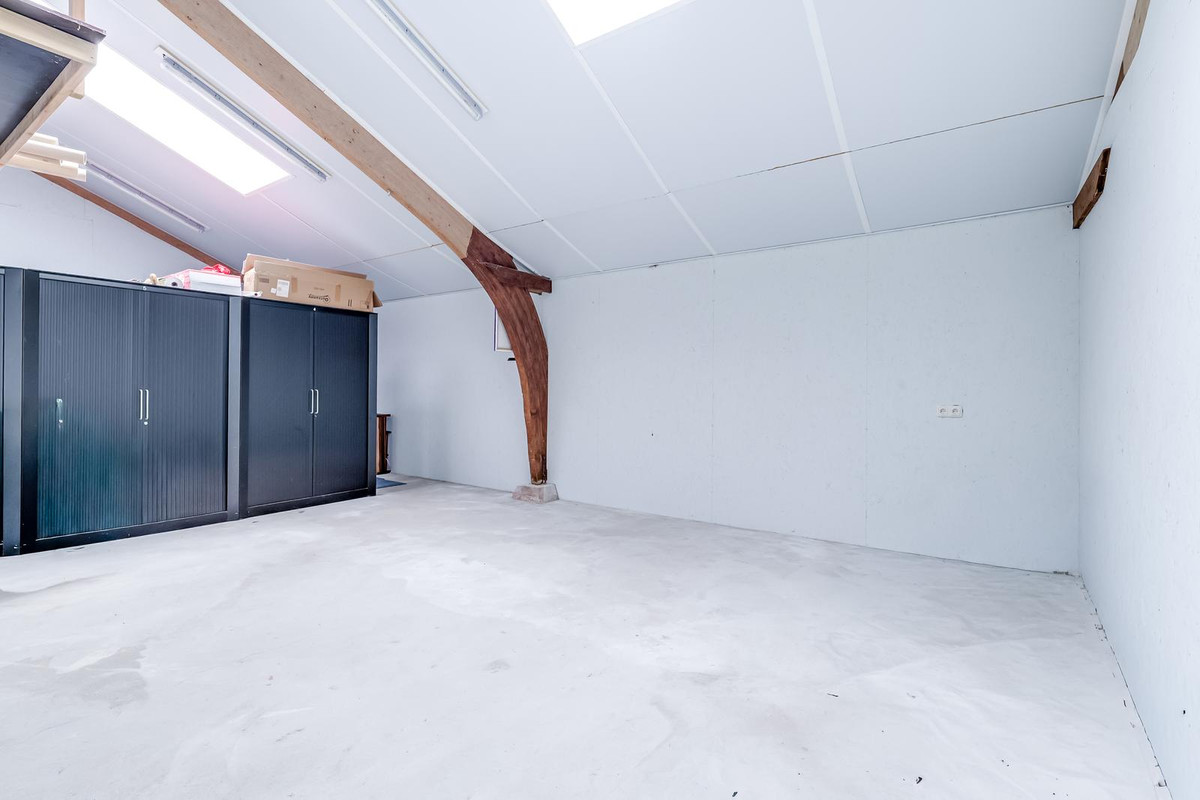 Vrijstaande woning te koop: Dorpsweg 182, Twisk