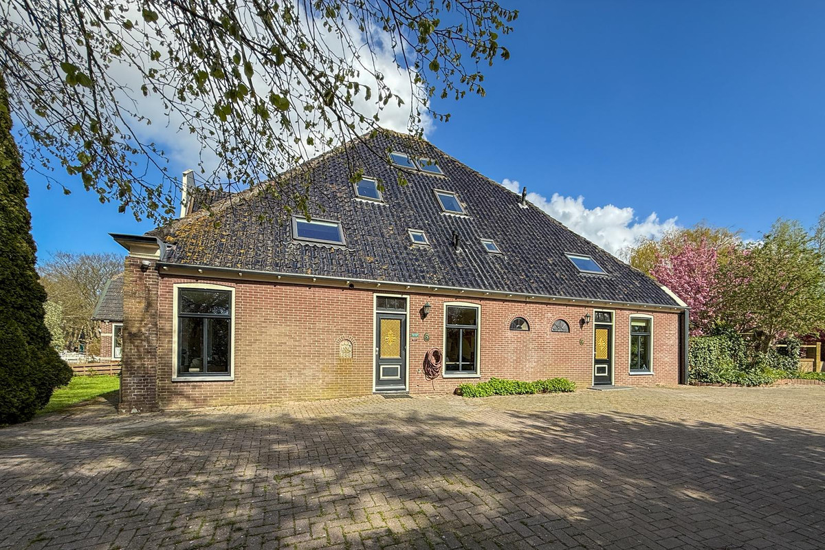 Vrijstaande woning te koop: Dorpsweg 182, Twisk
