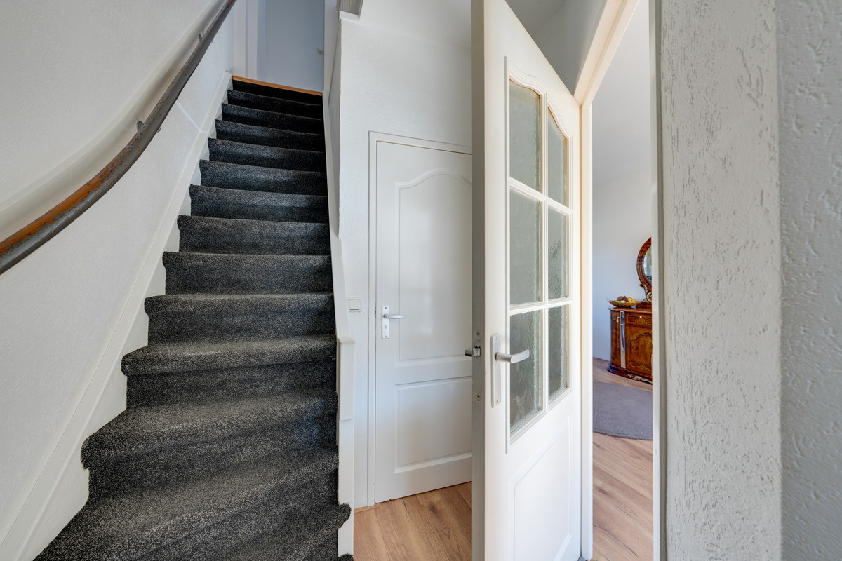 Tussenwoning te koop: Lijsterbesstraat 50, Zaandam