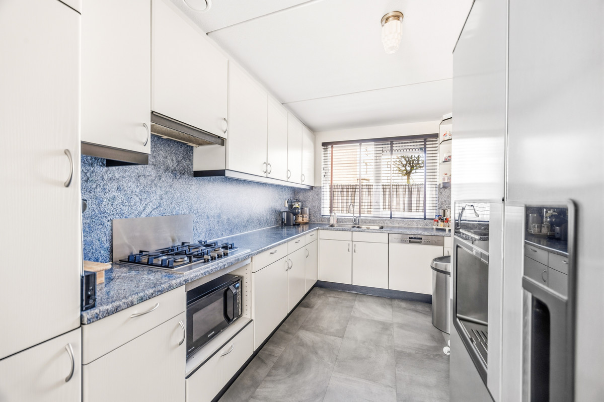 Tussenwoning te koop: Remmersteinstraat 149, 'S-Gravenhage