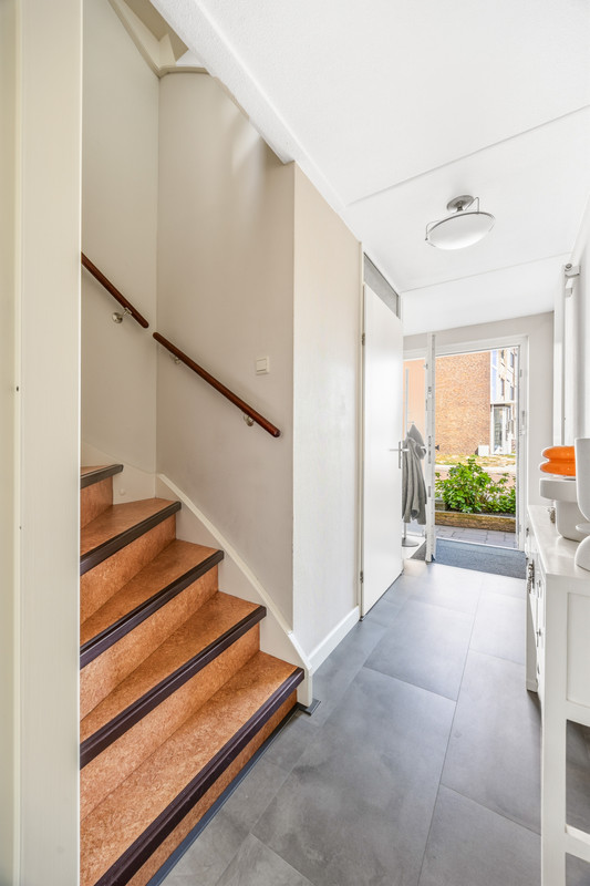 Tussenwoning te koop: Remmersteinstraat 149, 'S-Gravenhage