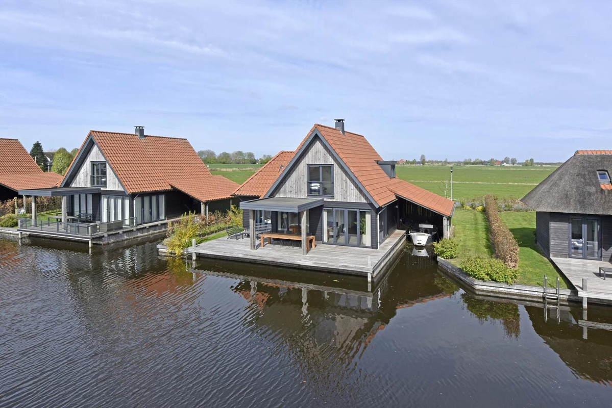Vrijstaande woning te koop: Waterstaete 60, Ossenzijl