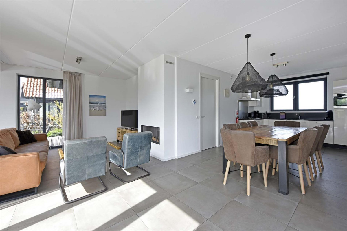 Vrijstaande woning te koop: Waterstaete 60, Ossenzijl