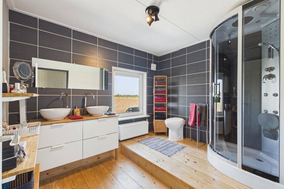 Vrijstaande woning te koop: Veer 100, Zaamslag