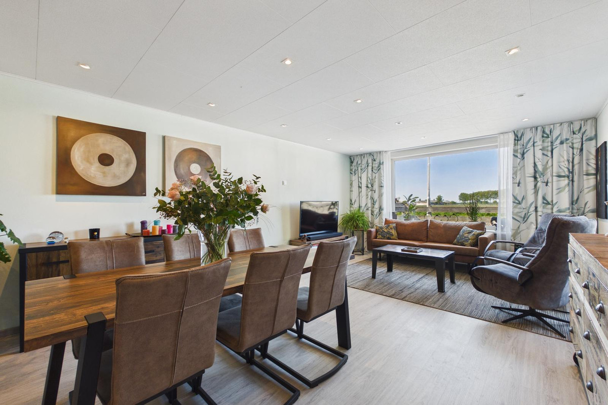 Vrijstaande woning te koop: Veer 100, Zaamslag