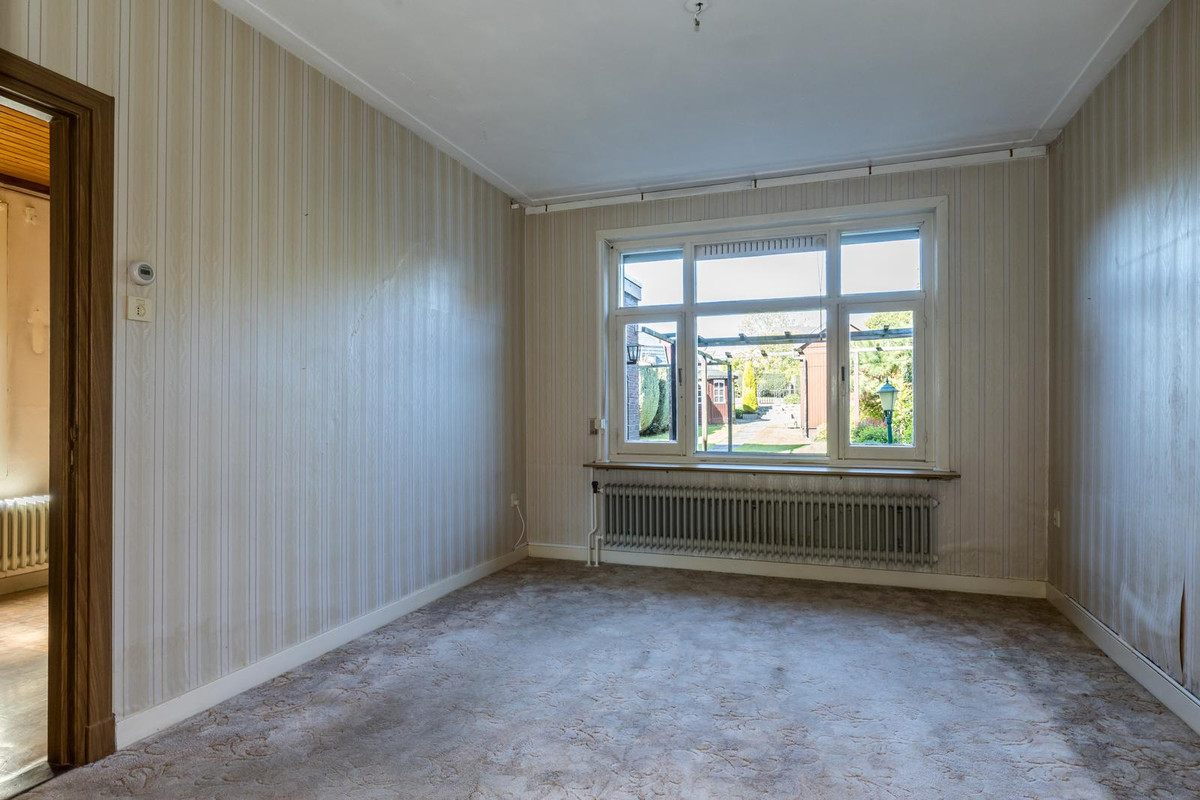 Hoekwoning te koop: Provincialeweg Zuid 17, Oirsbeek