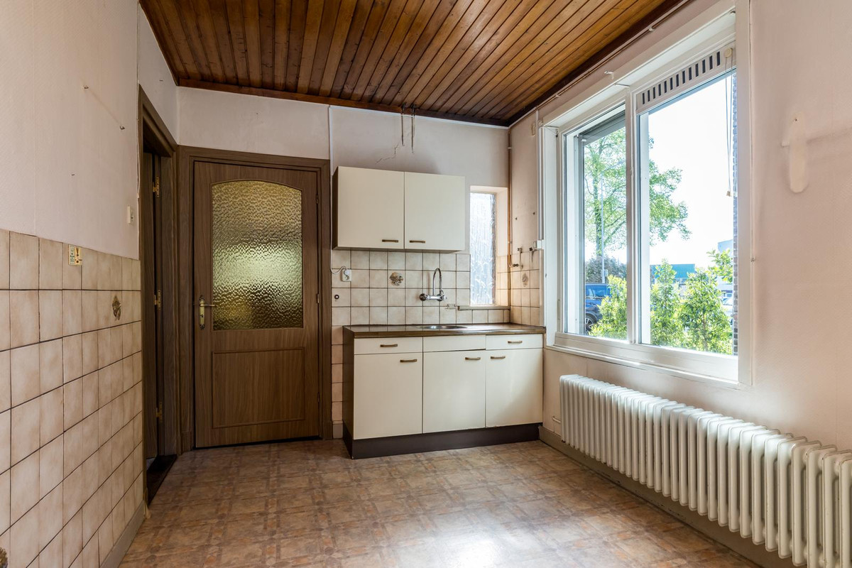 Hoekwoning te koop: Provincialeweg Zuid 17, Oirsbeek