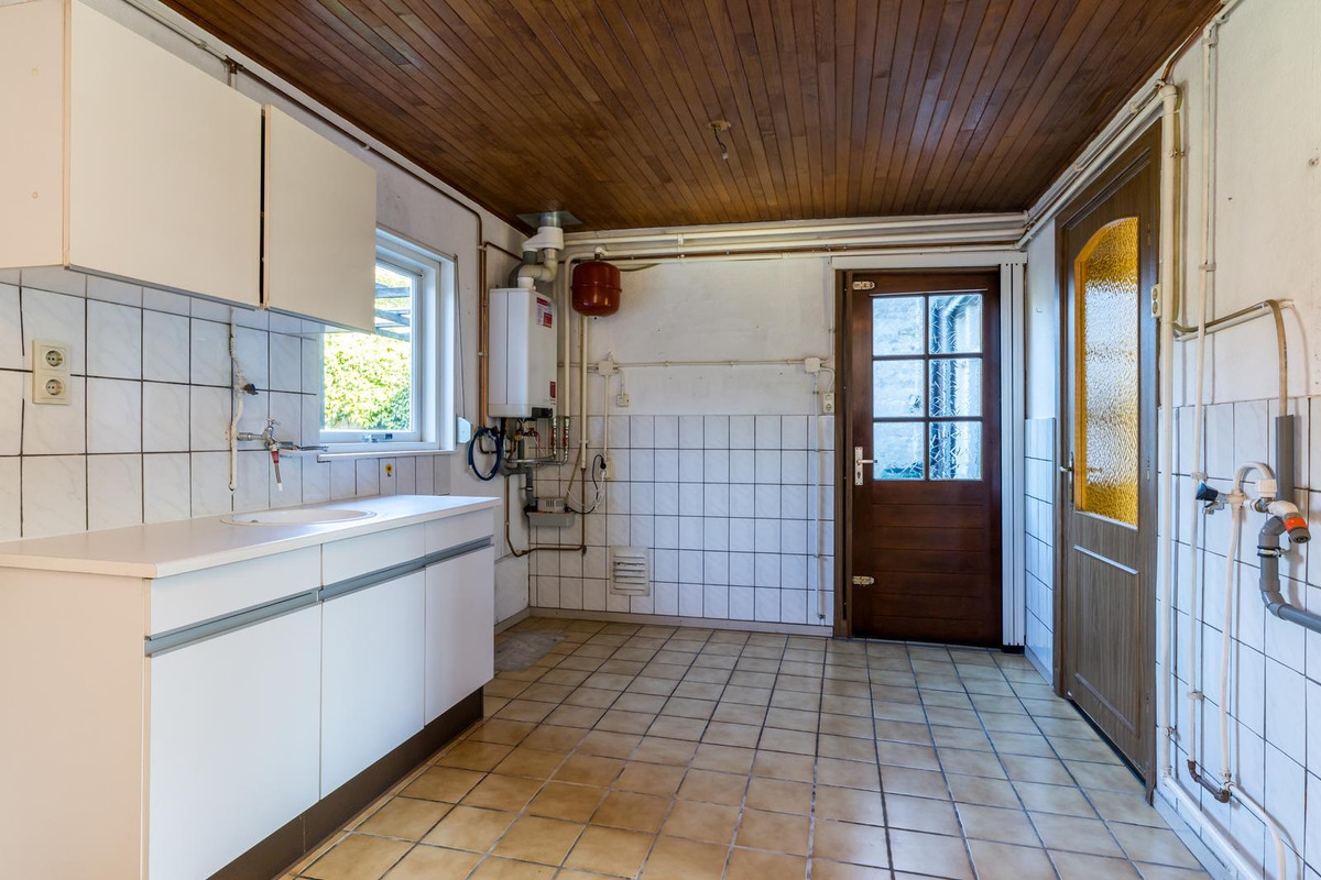 Hoekwoning te koop: Provincialeweg Zuid 17, Oirsbeek