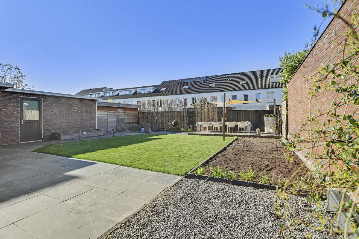 Vrijstaande woning te koop: Velpstraat 14, Tilburg