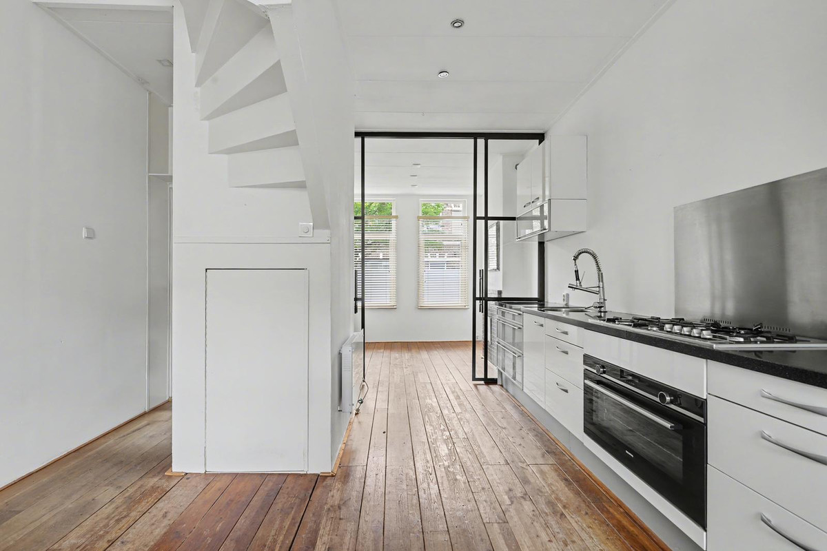 Tussenwoning te koop: Bouwen Ewoutstraat 24, Vlissingen