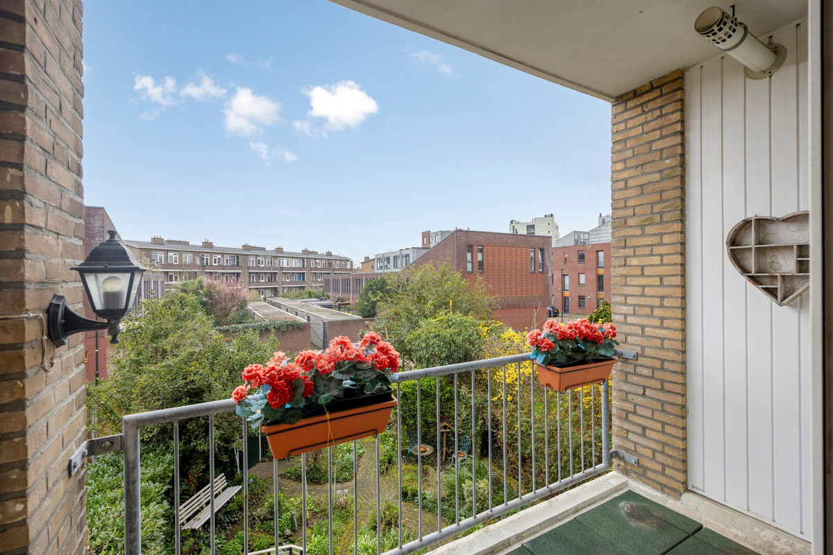 Appartement te koop: Bruijnings Ingenhoeslaan 216, Voorburg