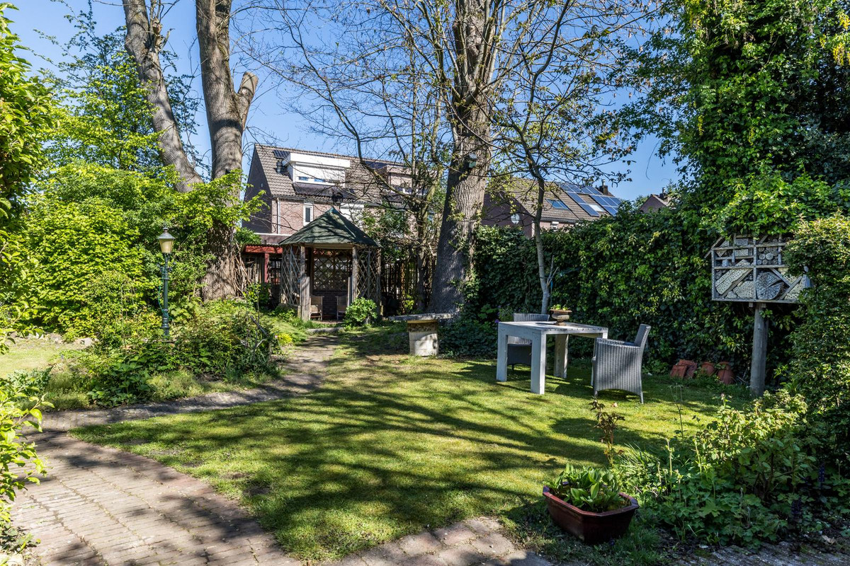 Twee-onder-één-kap te koop: Akerstraat-Noord 53, Brunssum