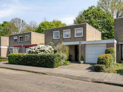 Professor Oudstraat 14