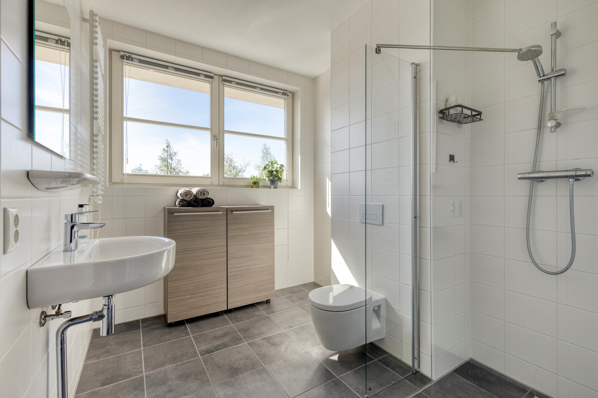 Tussenwoning te koop: Rhedenstraat 6, Tilburg