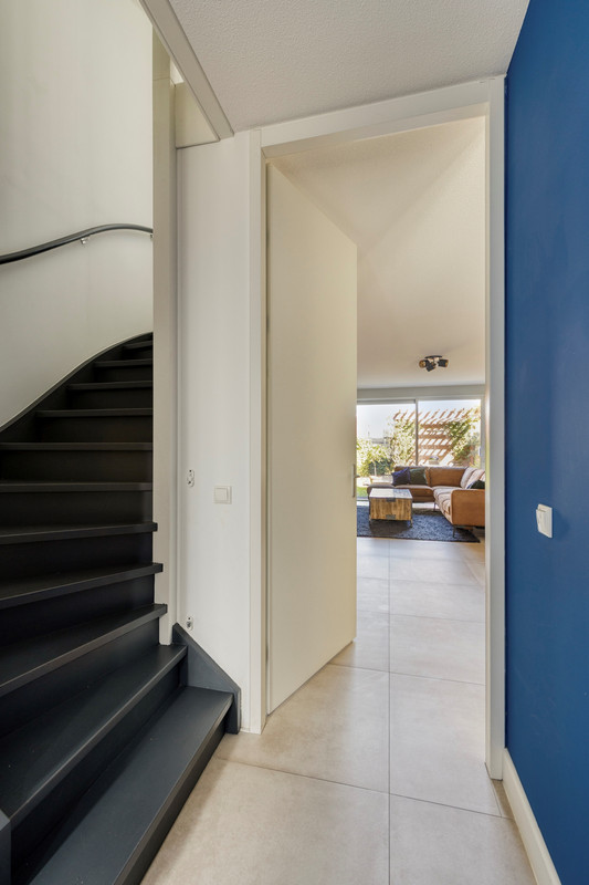 Tussenwoning te koop: Rhedenstraat 6, Tilburg
