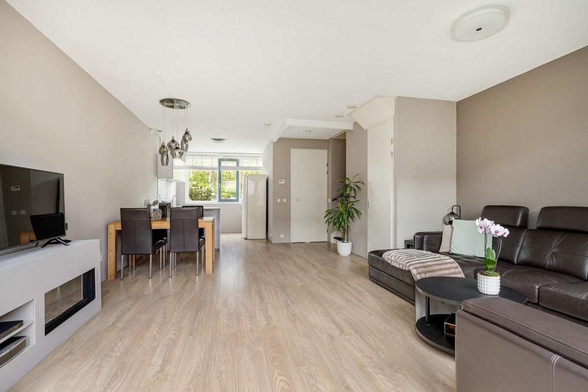 Tussenwoning te koop: Oldegaarde 982, Rotterdam