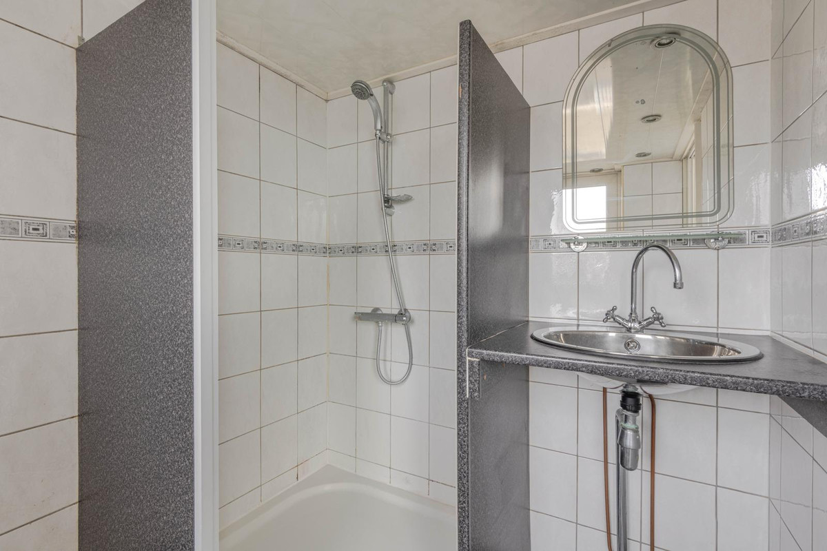 Studio te koop: Rockanjestraat 16C, Rotterdam