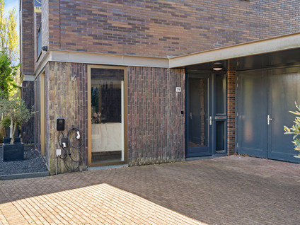 Oeverzegge 19