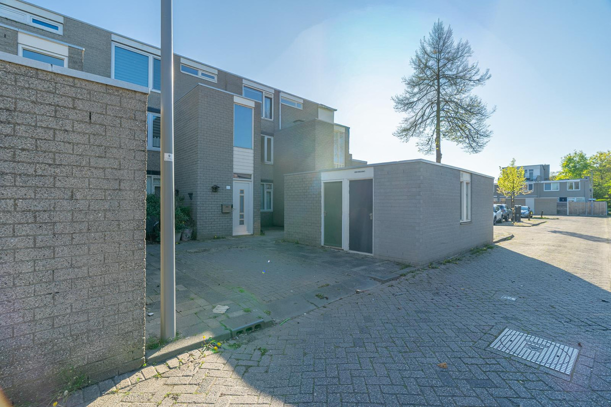Appartement te koop: Hoge Weije 62, Hoogvliet Rotterdam