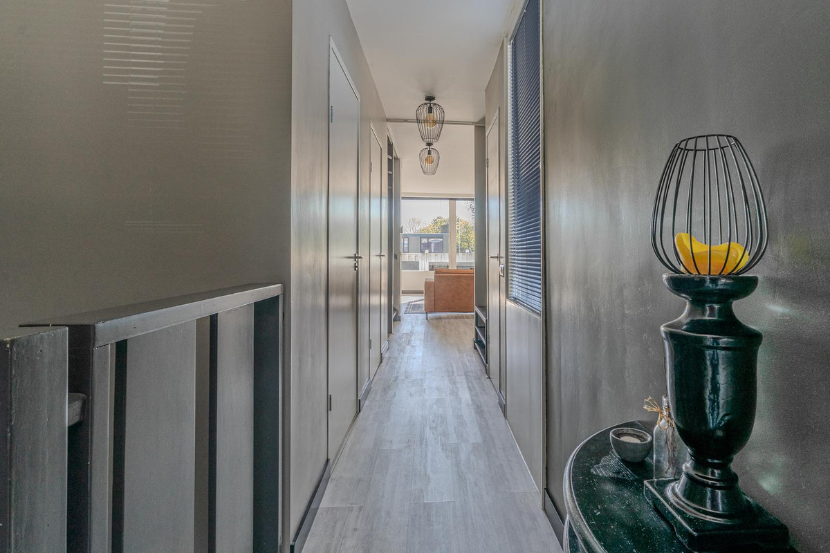 Appartement te koop: Hoge Weije 62, Hoogvliet Rotterdam