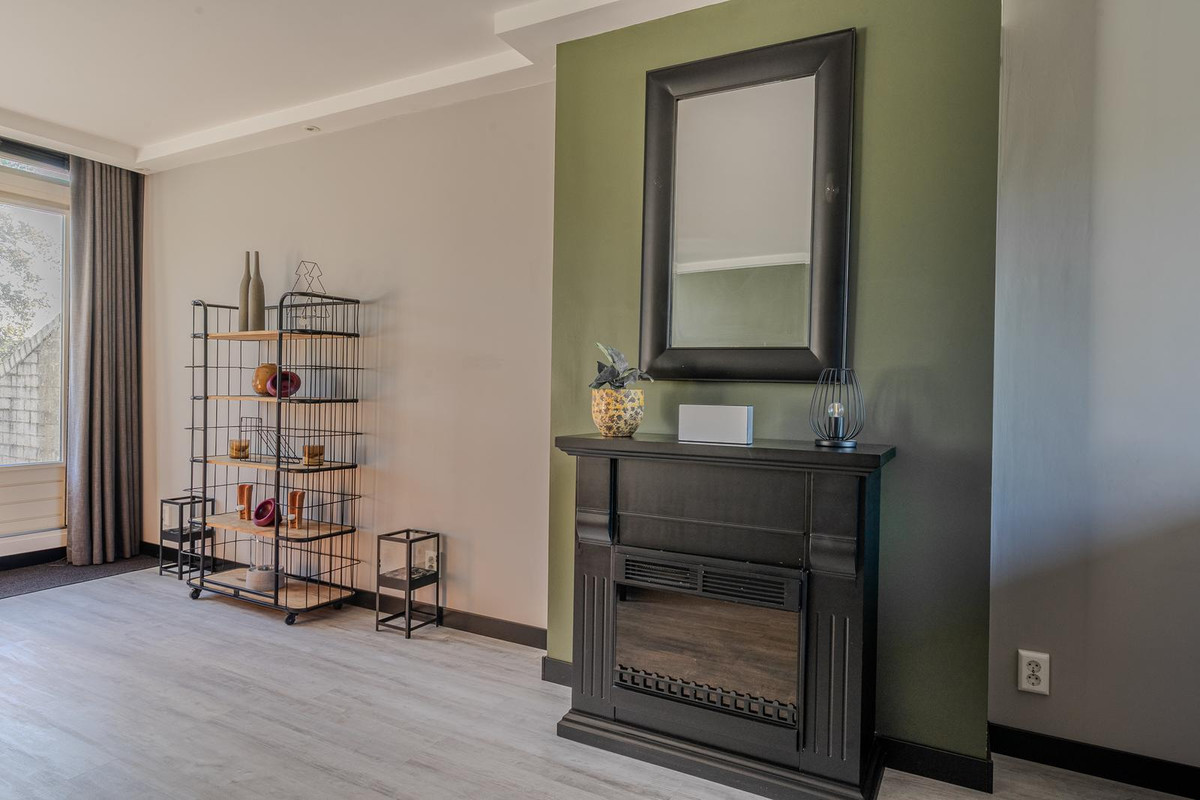 Appartement te koop: Hoge Weije 62, Hoogvliet Rotterdam