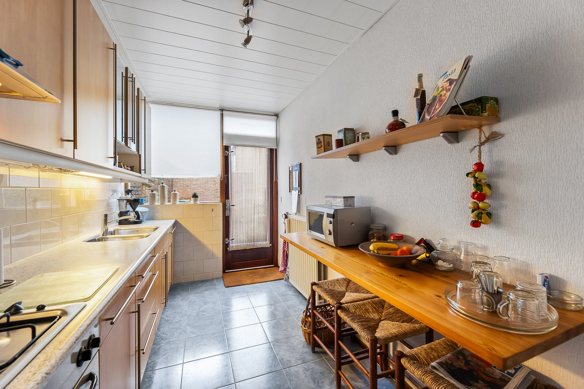 Tussenwoning te koop: Paauwenburgweg 59, Vlissingen
