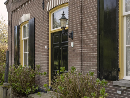 Uiterdijk 4