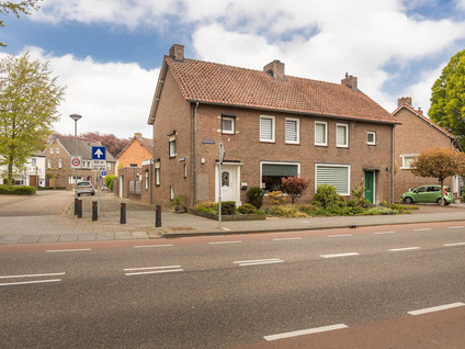 Nassaustraat 1
