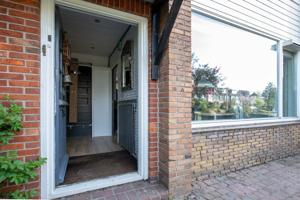 Tussenwoning te koop: Mendelstraat 70, Aalsmeer