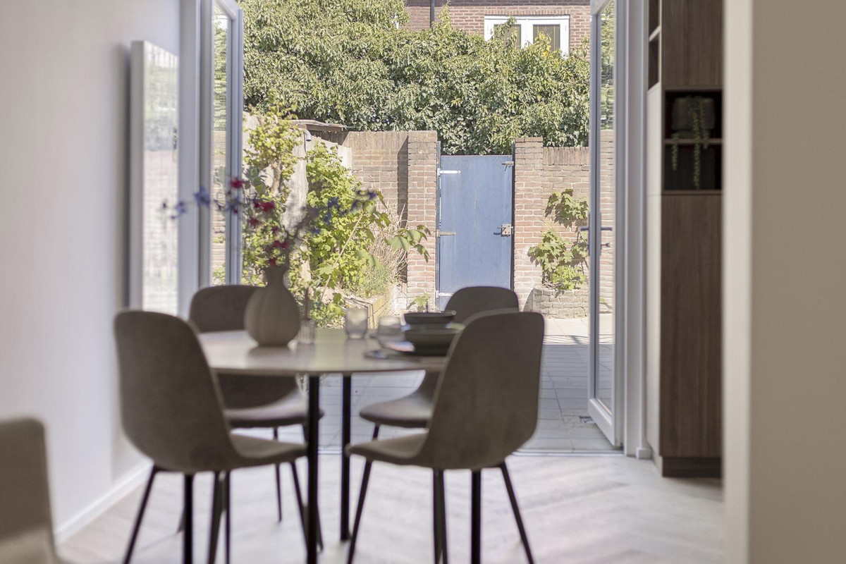Tussenwoning te koop: Wilgenroosstraat 9, Eindhoven