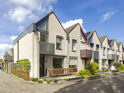Hoekwoning te koop: Hallehuis 20, Giessendam-West Hardinxveld-Giessendam