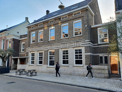 free-sector-houses for rent on Stationsstraat 40 01