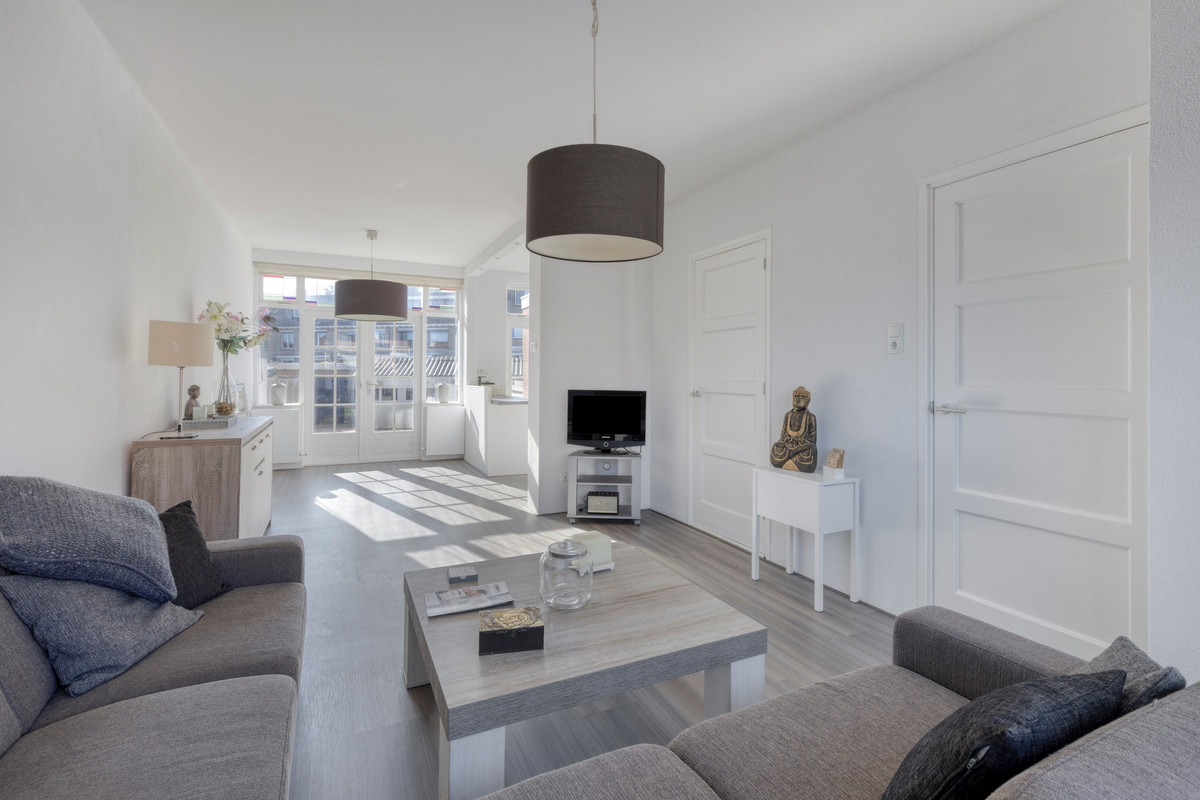 Tussenwoning te koop: Verhulststraat 86, Dordrecht